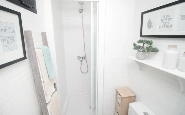 Rustic Chic Studio Downtown by La Recepcion