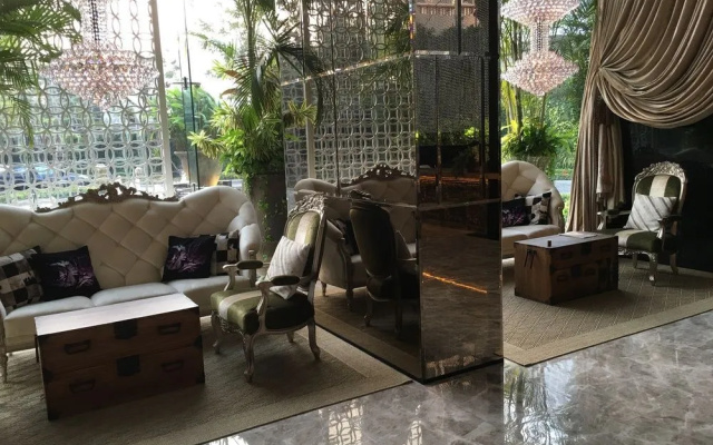 Frank's Condo at Riviera Wongamat