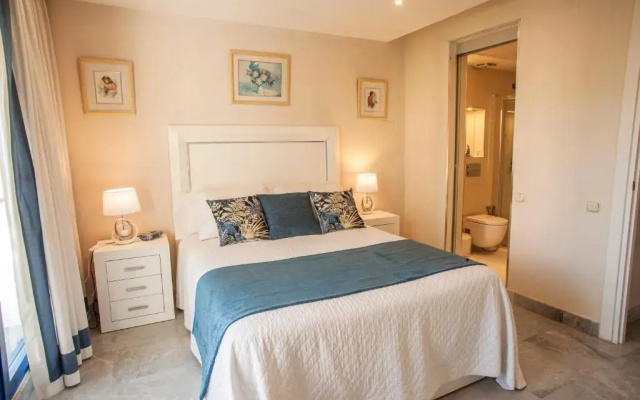 Duplex apartment on the beach 71