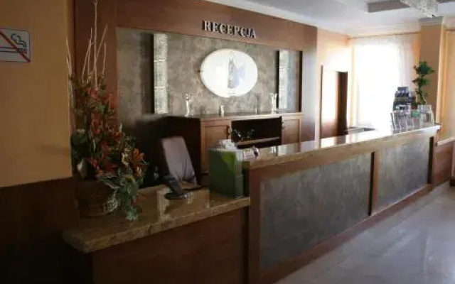 Hotel Trojka