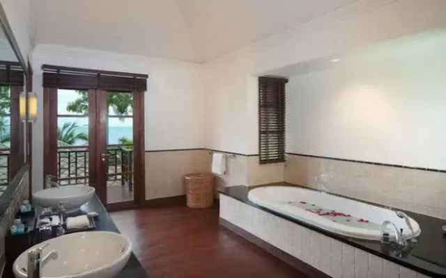Kanda Residences Pool Villas