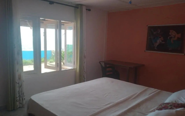 Happy Beach Guest House