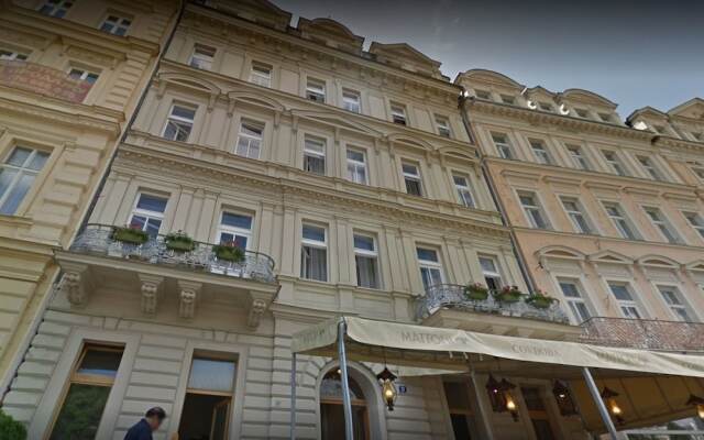 Hotel Cordoba вид на фасад