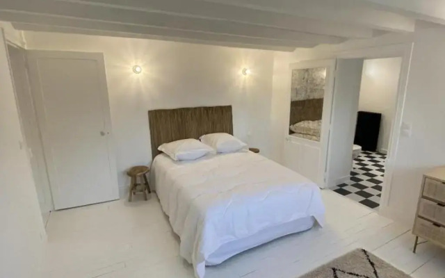 Gîte Senlisse, 4 pièces, 6 personnes - FR-1-527-11