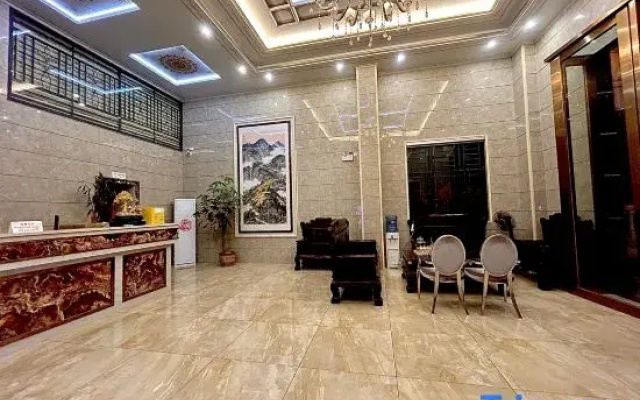 Huizhou Yunqi Theme Apartment (Sanhe Guangchang)