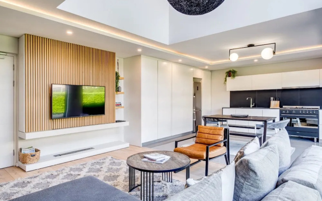 Bahati Executive Pad