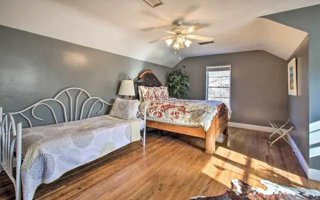 Hot Springs Home: Walk to Oaklawn!