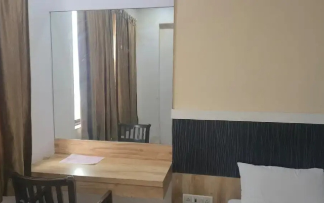 Hotel Sai Leela