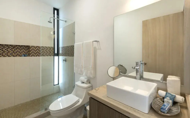 Velas Condos 2