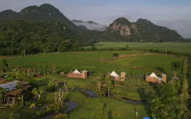 Khao Poon Camping