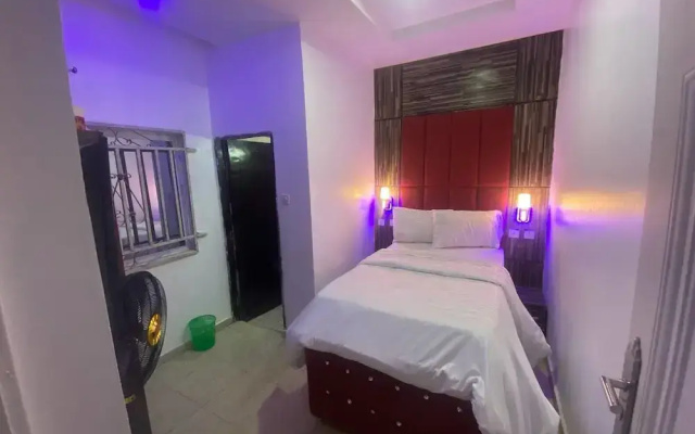 De Emeritus Courtyard Hotel
