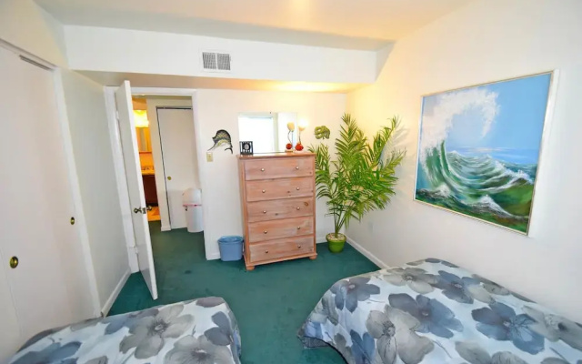 Waterside Six 302 2 Br Condo by RedAwning