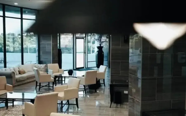 The Landmark Hotel