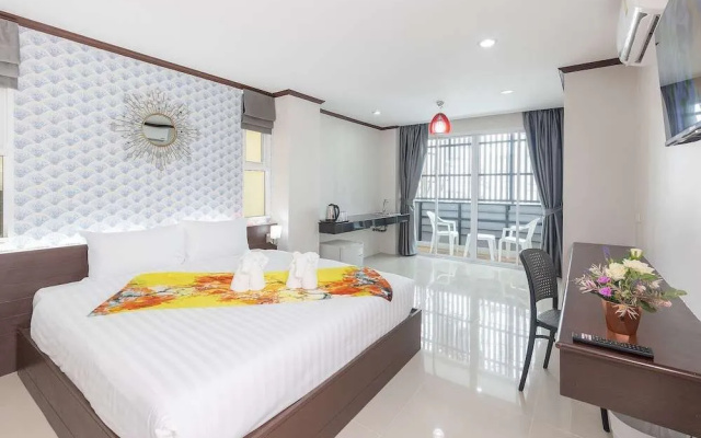 The Chic Patong