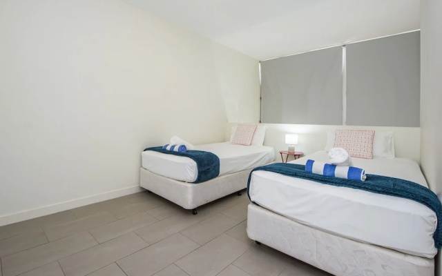 1 Bright Point Apartment 4303