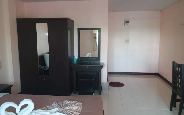 Baan Suan Resort