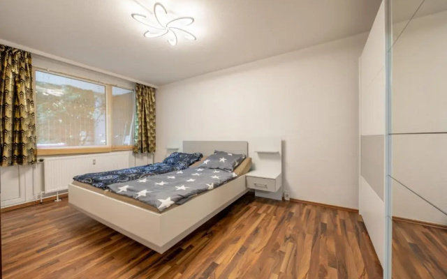 ID 4306 | Private Apartment