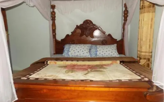 P Panorama Suites Hotel