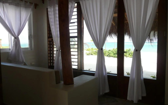 Almaplena Eco Beach Resort