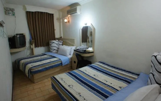 Yi Yuan Hotel