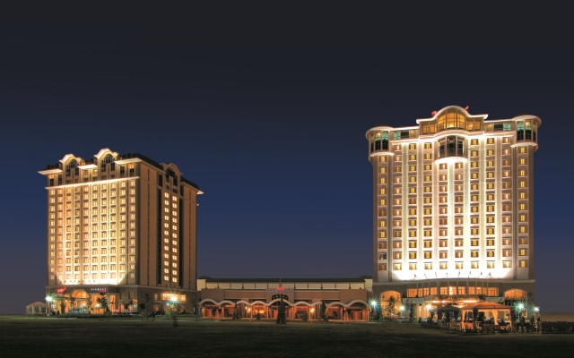 WOW Istanbul Hotel вид на фасад