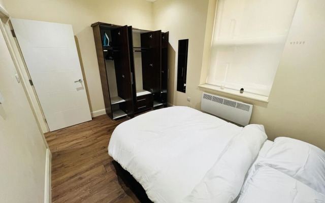 1-bed Apartment in Ealing - 2mins From Station