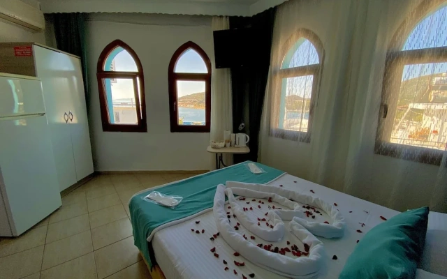Sakin Otel