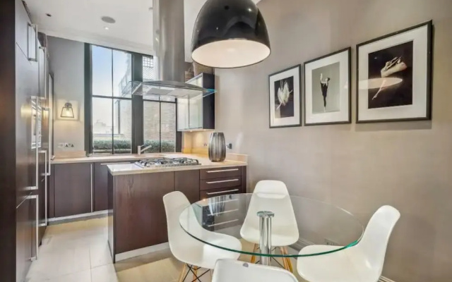 Knightsbridge Flat 3 Bed