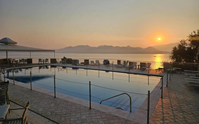 Sunrise Hotel Nikiana Lefkada