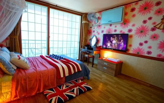 Sea sight pension
