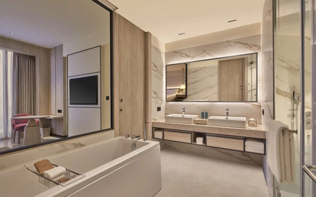 Hilton Gurugram Baani City Centre