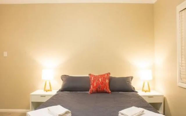 Amaaze Airport Apartments