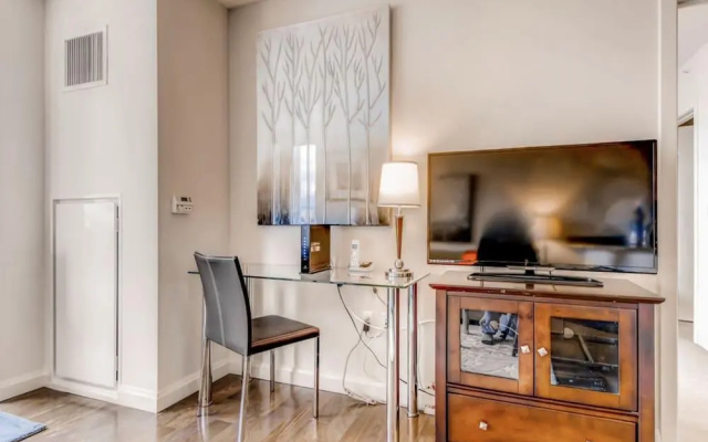 Luxury Apartments on Washington Street