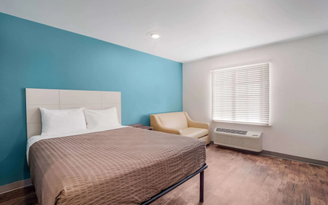 WoodSpring Suites North Charleston Airport I-526