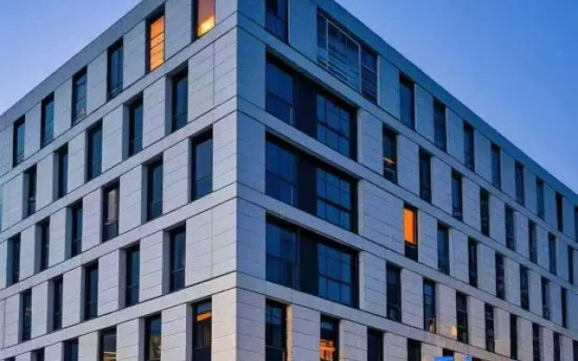 Oriental Velky Hotel (Chongqing Xinpaifang Branch)