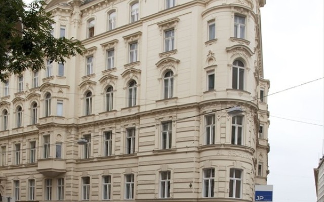 Отель Abieshomes Serviced Apartments - Votivpark Австрия, Вена - отзывы, цены и фото номеров - забронировать отель Abieshomes Serviced Apartments - Votivpark онлайн вид на фасад