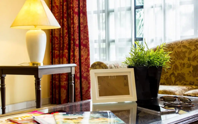 Duta Vista Executive Suites