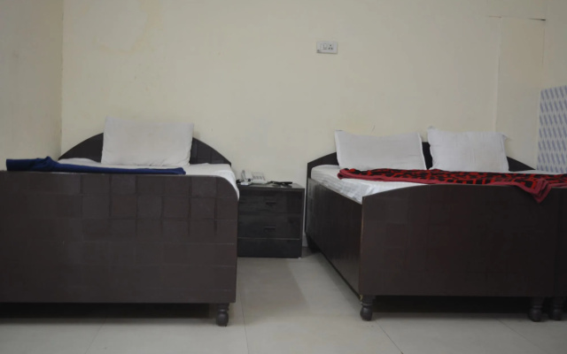 Shubham Hotel