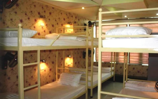 Friendly Backpackers Hostel