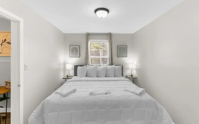 Rooms on Rose