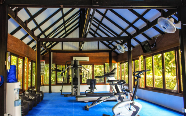 Курортный отель Santhiya Koh Chang Resort