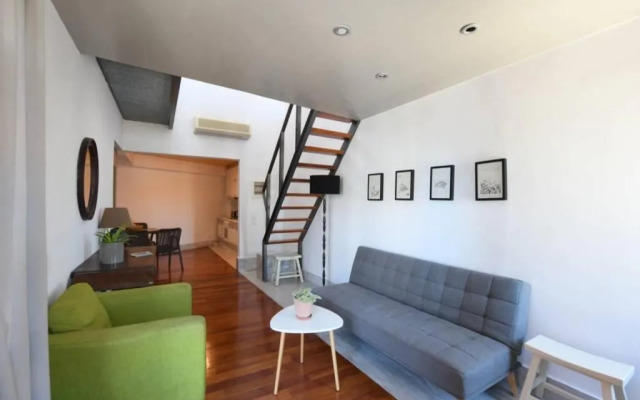 Sunshine Apt- Unique Holidays by the Sea