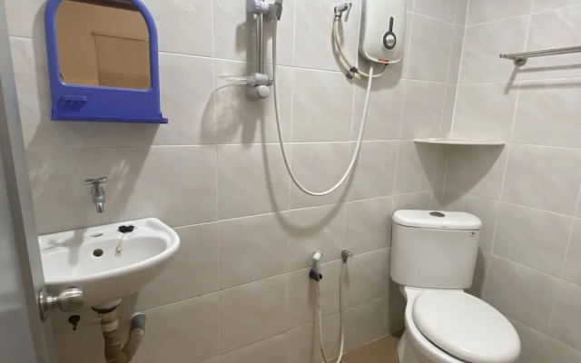 OYO 90971 Pollock Homestay