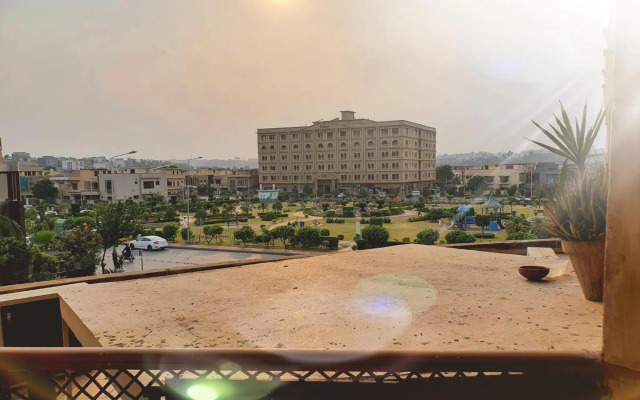 Luxurious Boutique One Bed Apartment In Bahria Town