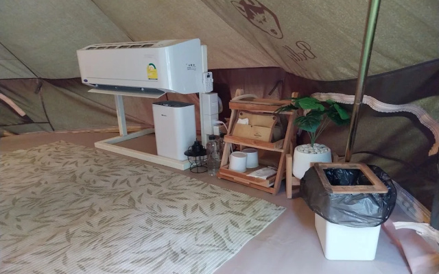 It My Life Cafe X Camp