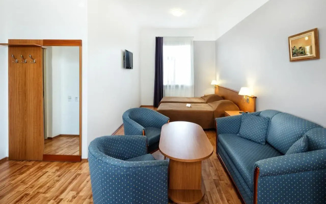 City Hotel TEATER