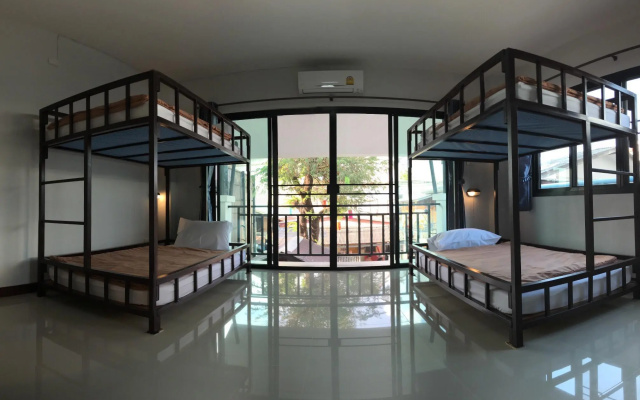 Baan Chaisri