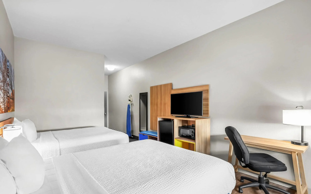 Days Inn by Wyndham Collinsville/St. Louis