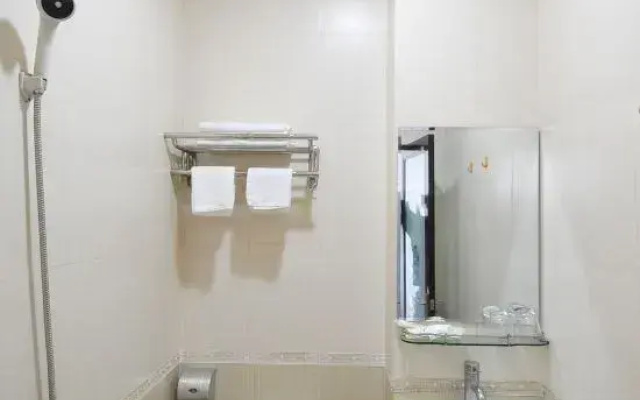 Yuehai No. 8 Yaju Keshe Hotel