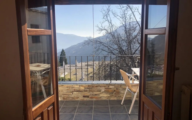 Hostal Poqueira
